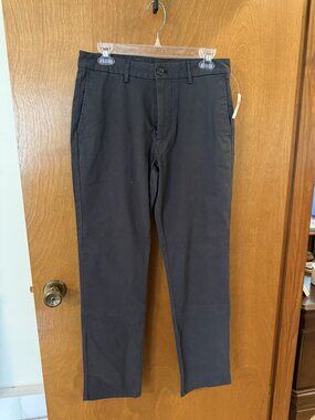 Old Navy Straight Rotation Chino Pants Mens 30x32 Gray Built-In Flex Stretch NWT